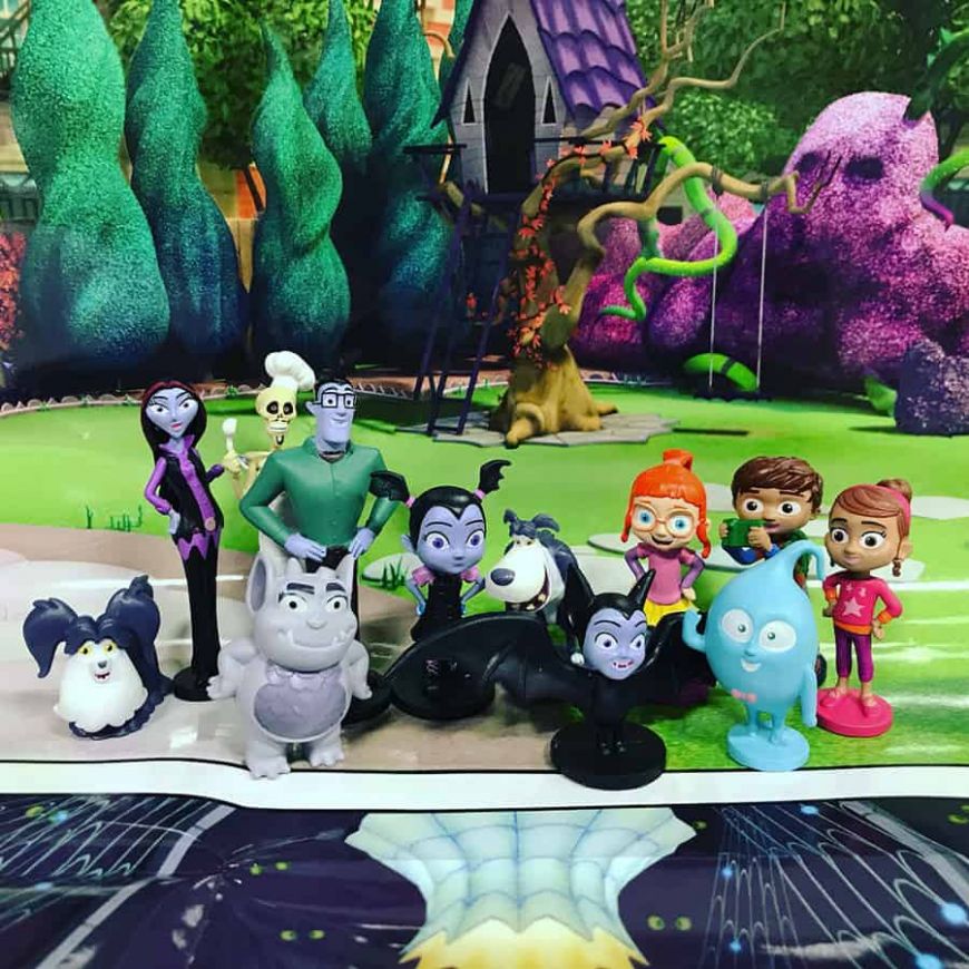 Vampirina -  My Busy Books